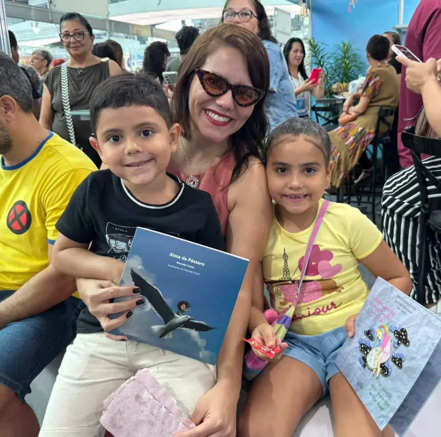 Valéria e filhos