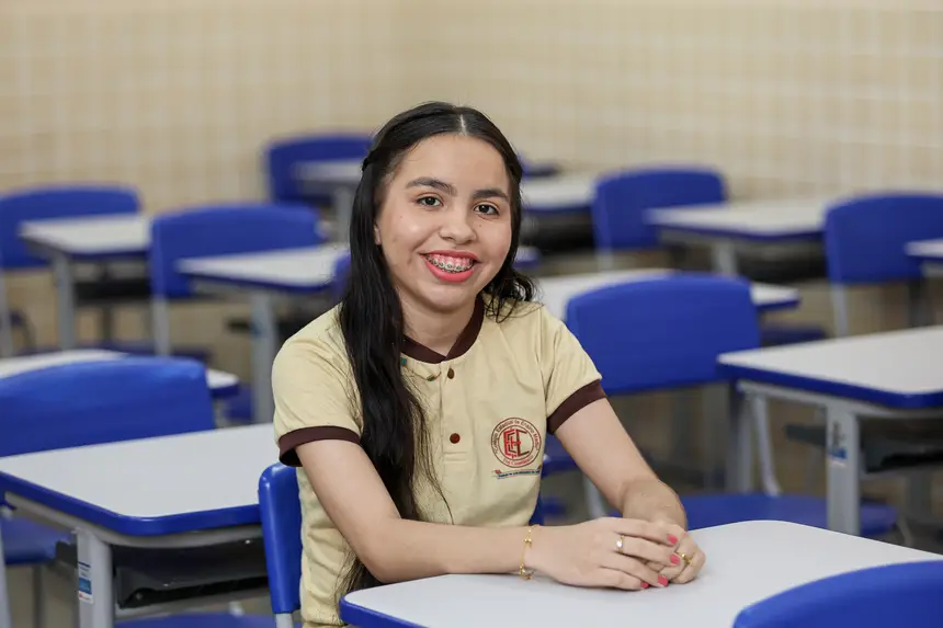 Kamily Magalhães - estudante da 3ª série do ensino médio