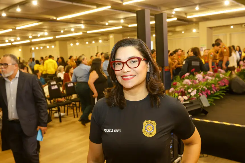 Delegada Daniela Santos, diretora da academia de polícia