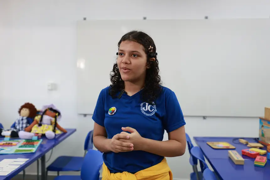 Alice Silva - aluna do AEE