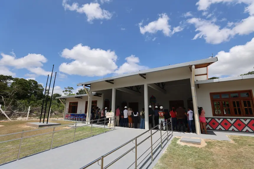 Nova escola atende comunidade Tembé na aldeia Pirá, na terra indígena Alto Rio Guamá