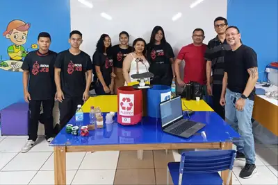 notícia: Estudantes de Ananindeua criam lixeira com uso de IA para separação de resíduos