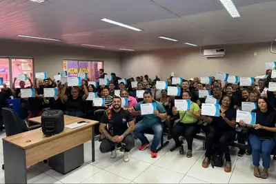 notícia: 90 alunos celebram a conclusão do curso de “Agente de Portaria” promovido pela ParáPaz