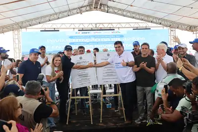 notícia: Governador Helder Barbalho participa da entrega da BR-422 e vistoria obras da ponte sobre o rio Xingu