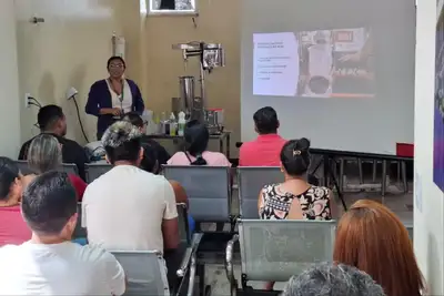 notícia: Batedores artesanais de açaí participam da primeira capacitação de 2026 