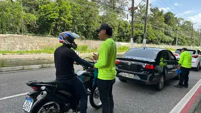 notícia: Detran promove blitz educativa para reforçar segurança viária em Belém