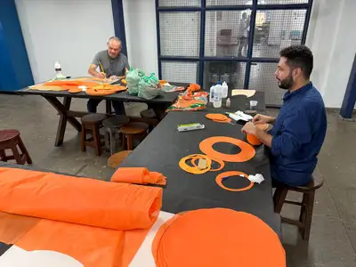 notícia: Fundação Cultural do Pará promove oficinas de confecção de adereços carnavalescos