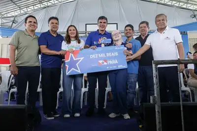 notícia:  Em Tomé-Açu, Governo do Estado entrega a 177ª unidade reconstruída à comunidade escolar