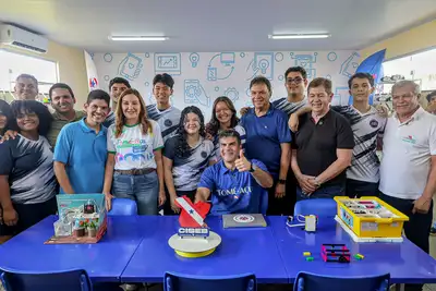 notícia:  Em Tomé-Açu, Governo do Estado entrega a 177ª unidade reconstruída à comunidade escolar