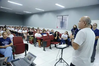 notícia: DRE Belém 1 celebra avanços na fluência leitora e compartilha boas práticas de gestão
