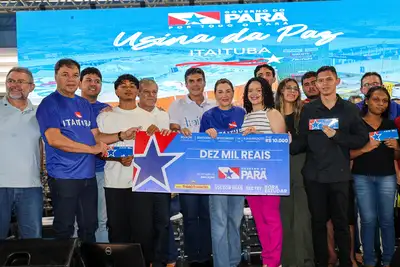 notícia: Governo do Pará contempla estudantes da Escola Técnica de Itaituba com o 'Bora Estudar'