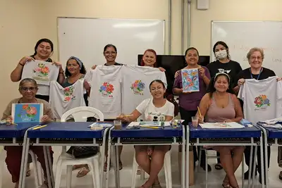 notícia: Sedeme promove curso de pintura em tecidos na Usina da Paz Pe. Bruno Sechi