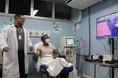 notícia: Estado reforça assistência em nefrologia no HC com mais de 230 mil sessões de hemodiálise