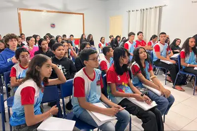 notícia: Em alusão ao Dia Mundial da Água, HGT promove educação em saúde e sustentabilidade para mais de 160 estudantes