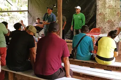 notícia: Emater realiza mutirão de emissão e regularização de documentos em assentamento de Santa Bárbara