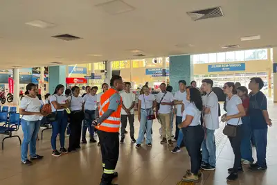 notícia: Capacita Pará garante a alunos visita técnica ao Terminal Hidroviário de Santarém
