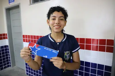 notícia: Governo do Pará entrega escola com inovação e tecnologia para mais de mil alunos em Portel