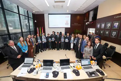 notícia: Governador Helder Barbalho entrega ao TCE balanço da gestão de 2025