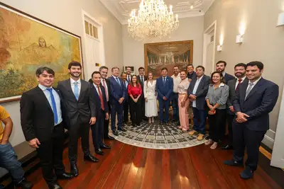 notícia: Governo do Pará reforça diálogo institucional com a Alepa durante visita do governador