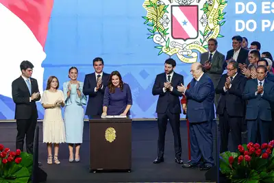 notícia: Nova governadora do Pará toma posse e anuncia convocação de policiais, construção de creches e nova Usina da Paz