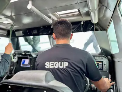 notícia: Gflu capacita agentes de segurança para pilotagem de embarcações de grande porte