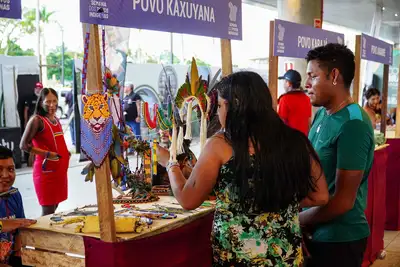 notícia: Feira de etnobioeconomia valoriza saberes indígenas na abertura da III Semana dos Povos Indígenas em Belém