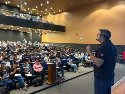 notícia: 'Aulão' do Enem Pará reúne em Belém mais de 300 estudantes da rede pública estadual