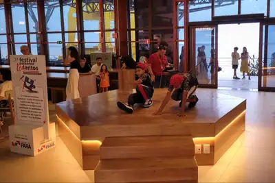 notícia: Apresentação cultural "TEAlentos" anima fim-de-semana no Complexo Porto Futuro