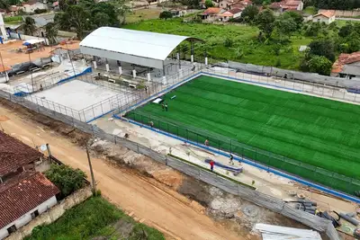 notícia: Praça de Esporte e Lazer de Santa Luzia do Pará está em fase de conclusão
