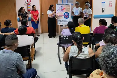notícia: Policlínica Metropolitana promove ação educativa sobre higienização das mãos