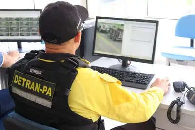 notícia: Videomonitoramento do Detran inibe infrações e reduz licenciamento irregular na BR-316