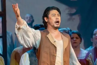 notícia: Barítono sul-coreano Sunu Sun se apresenta, pela primeira vez, no Theatro da Paz neste sábado, 23