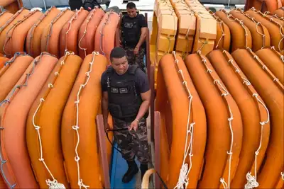notícia: Base Fluvial Antônio Lemos apreende quase 5 quilos de cocaína em embarcação que seguia para o Amapá