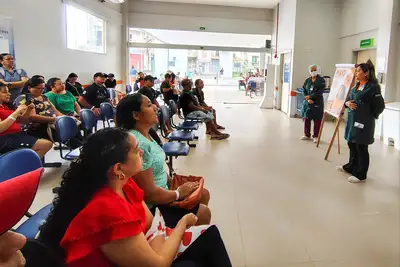 notícia: Hospital Santa Rosa promove ação de conscientização da campanha Maio Laranja em Abaetetuba