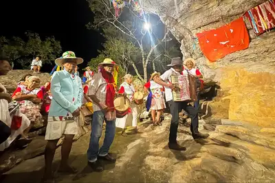 notícia: Festejo do Divino Espírito Santo une fé, cultura e conservação ambiental na Serra das Andorinhas