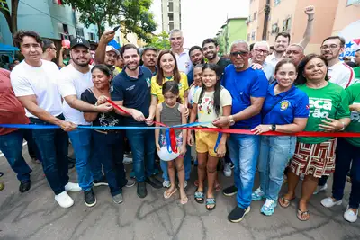 notícia: Governadora Hana Ghassan entrega obras do "Asfalto Por Todo o Pará" no bairro do Tapanã, em Belém