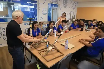 notícia:  Estudantes da Ilha de Cotijuba, em Belém, desenvolvem jogos com Inteligência Artificial