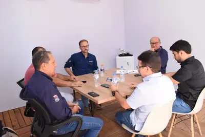notícia: Codec apresenta oportunidades logísticas e industriais a Três Tentos durante reunião em Redenção
