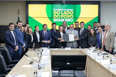 notícia: Governo do Pará e União assinam licitação para asfaltar 125 km da Transamazônica