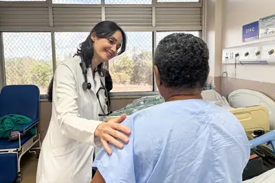 notícia: Cardiologista alerta para riscos do estresse cardíaco nos jogos da Copa