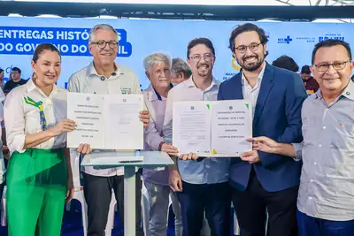 notícia: Governadora Hana Ghassan e Ministro da Saúde entregam veículos a 75 municípios do Pará