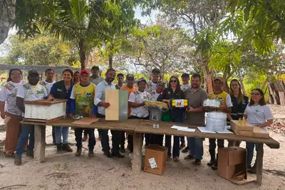 notícia: Semas fortalece conservação ambiental e cadeia produtiva do mel com entregas em Paragominas