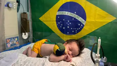 notícia: Bebês entram em clima de Copa do Mundo no Hospital Regional de Marabá