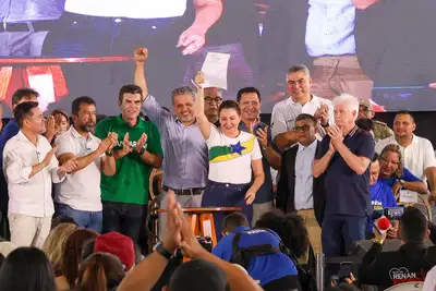 notícia: Governadora Hana Ghassan garante asfalto para onze municípios do Oeste do Pará