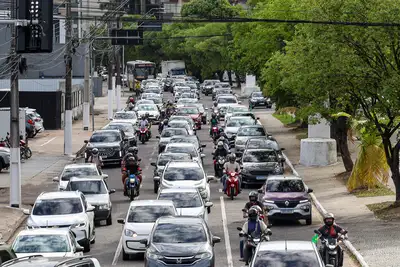 notícia: Até o dia 6 de julho descontos do IPVA para veículos com final de placas 08 a 38   