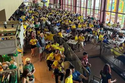 notícia: Arena Estação reúne torcedores para mais uma noite de emoção e esperança pelo hexa na Estação das Docas   