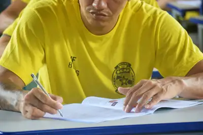 notícia: Governo do Pará amplia acesso ao ensino superior com uso de tecnologias no sistema prisional