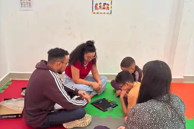 notícia: Psicologia fortalece autonomia e desenvolvimento de crianças autistas no Natea da Policlínica Carajás