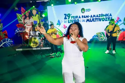 notícia: Show de Mariza Black e Gigi Furtado fecham domingo da Feira Pan-Amazônica do Livro