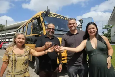 notícia: Governo do Pará e prefeitura de Marabá firmam parceria para reforçar o transporte de estudantes